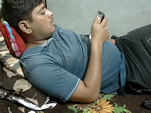 Ajmersingh335512 online show from March 26, 4:45 pm