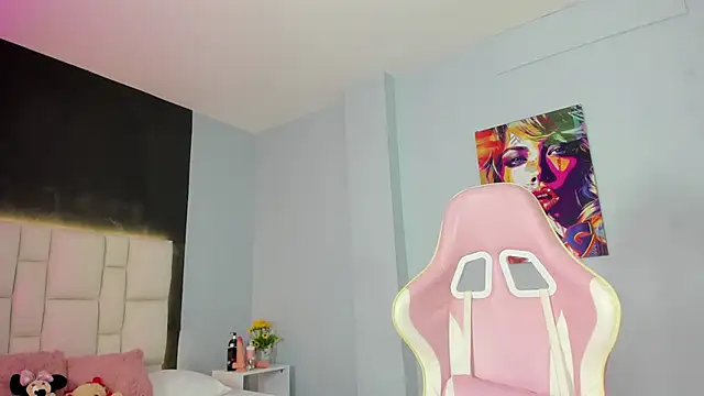 SammyRose  online show from October 4, 8:18 pm