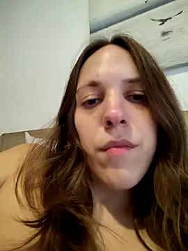 Snapshot of lauflor chatting on April 26, 7:11 pm lauflor online show from April 26, 7:11 pm