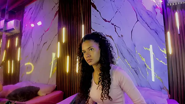 Snapshot of VictoriaDuart chatting on September 28, 7:41 pm VictoriaDuart online show from September 28, 7:41 pm