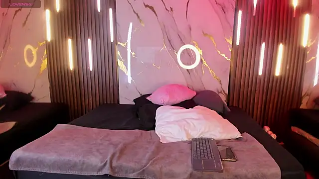 Snapshot of VictoriaDuart chatting on November 5, 9:04 pm VictoriaDuart online show from November 5, 9:04 pm