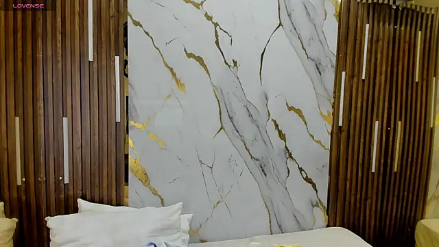 Snapshot of VictoriaDuart chatting on November 21, 7:45 pm VictoriaDuart online show from November 21, 7:45 pm