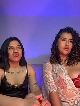 Snapshot of _Sara_london_ chatting on June 29, 3:13 am Sara london online show from June 29, 3:13 am