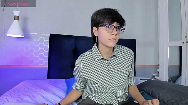 Tsuki Maru online show from September 29, 7:08 pm