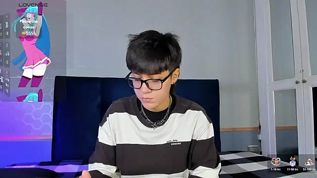 Tsuki Maru online show from November 24, 8:30 pm