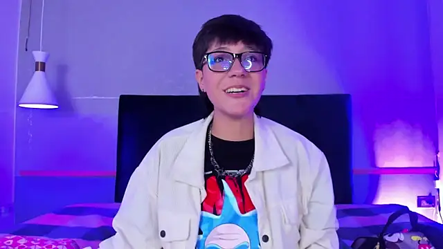 Tsuki Maru online show from December 20, 3:13 am