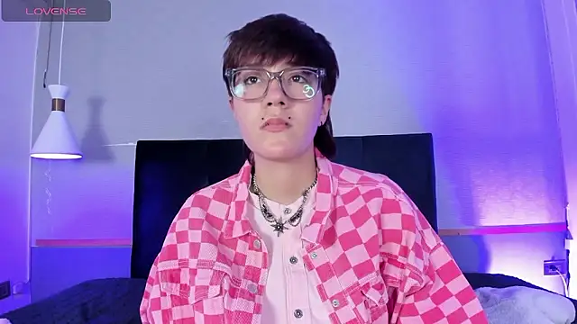 Tsuki Maru online show from January 10, 3:30 am