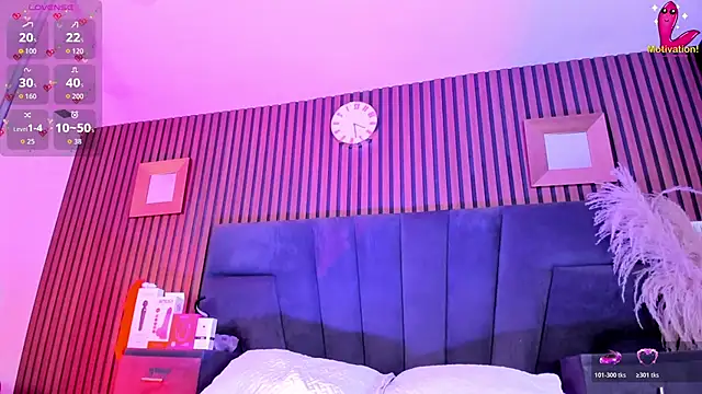 Snapshot of BritanyBrown_ chatting on July 2, 5:02 am BritanyBrown online show from July 2, 5:02 am