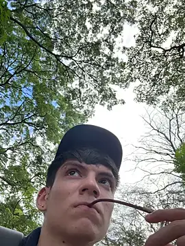 Luck  090 online show from April 17, 7:50 pm