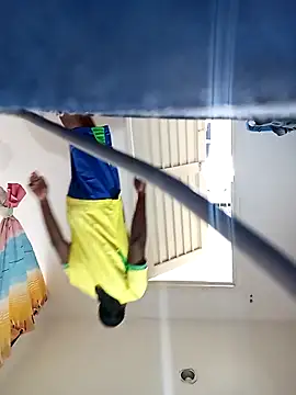 Snapshot of MackMacKenzie chatting on September 11, 9:48 pm MackMacKenzie online show from September 11, 9:48 pm