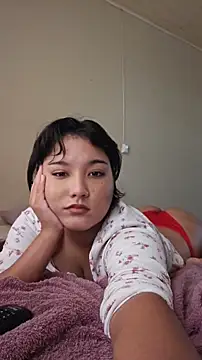 Hellenlin online show from April 17, 5:05 pm