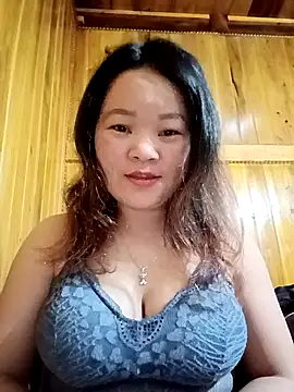 Snapshot of ctm-cute chatting on May 4, 6:09 am ctm-cute online show from May 4, 6:09 am
