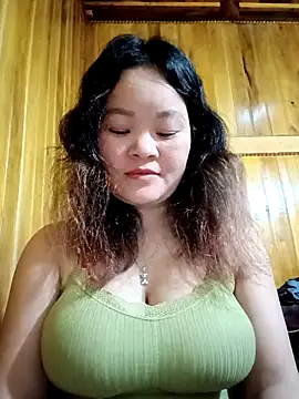 Snapshot of ctm-cute chatting on May 5, 10:12 am ctm-cute online show from May 5, 10:12 am