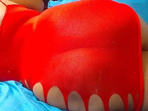 BeverlyQueen14 online show from November 21, 5:17 am