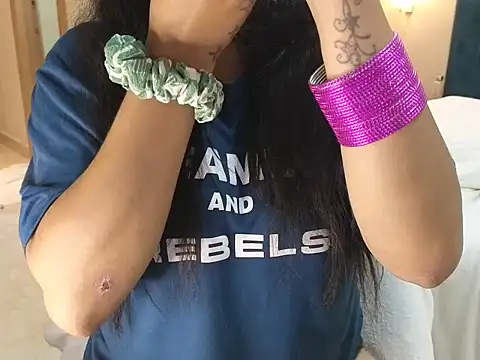 Snapshot of mansi201 chatting on September 24, 3:48 pm mansi201 online show from September 24, 3:48 pm