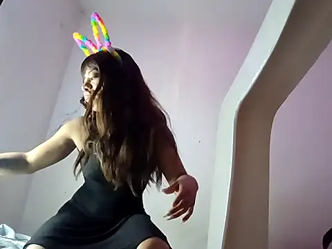 mamasitapetite online show from February 11, 8:36 pm