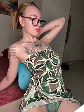 Snapshot of Amore_Mia_ chatting on July 25, 1:15 am Amore Mia online show from July 25, 1:15 am