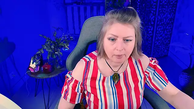 TiffanyBrauny online show from September 9, 10:26 am