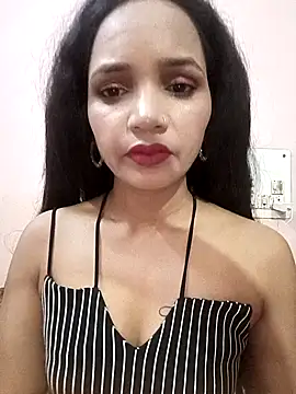 Snapshot of queen_lizaa chatting on November 12, 4:18 pm queen lizaa online show from November 12, 4:18 pm