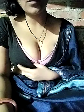 Hottestgirll online show from October 8, 7:06 am