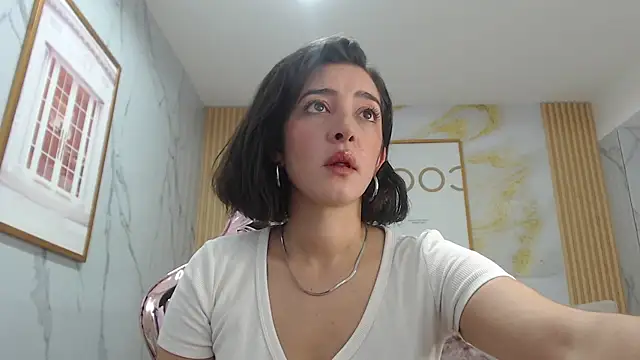 sara lopez s online show from September 27, 1:05 pm