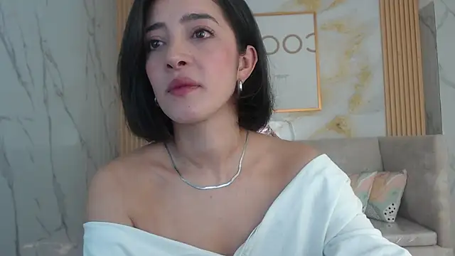 sara lopez s online show from October 25, 1:40 pm