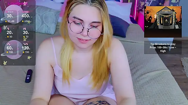 Evie Vall online show from October 20, 3:23 pm