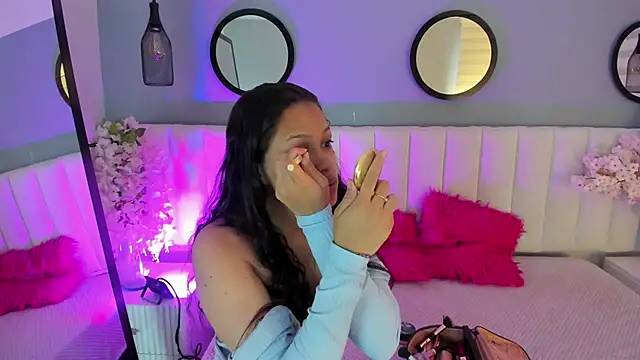 Mila Hank  online show from November 27, 12:29 pm