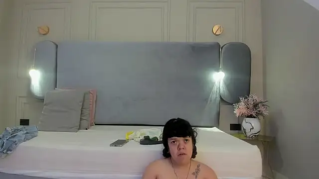 PamelaBonnet mml online show from April 4, 7:55 pm