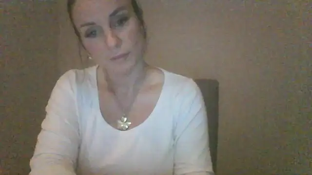 Snapshot of Justnani001 chatting on February 22, 10:41 pm Justnani001 online show from February 22, 10:41 pm