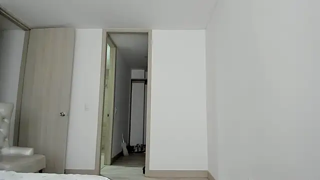 Meganbelford1 online show from November 9, 11:52 am