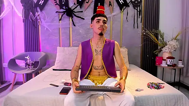 NikoStone  online show from October 31, 4:24 am