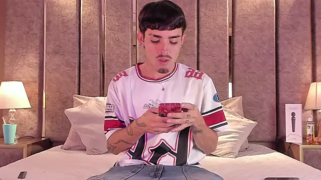 NikoStone  online show from April 14, 3:45 am