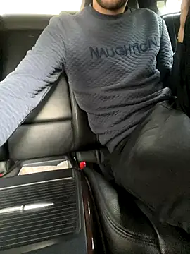 Snapshot of bmwe71 chatting on October 10, 10:03 am bmwe71 online show from October 10, 10:03 am