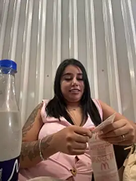 Snapshot of Sophie_Dreamss chatting on April 25, 8:06 pm Sophie Dreamss online show from April 25, 8:06 pm