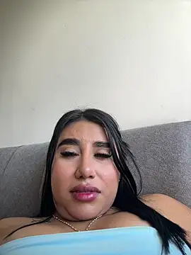 Snapshot of Sophie_Dreamss chatting on April 30, 8:57 pm Sophie Dreamss online show from April 30, 8:57 pm