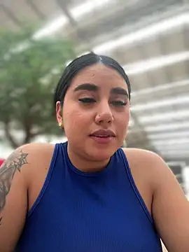 Snapshot of Sophie_Dreamss chatting on May 10, 5:40 pm Sophie Dreamss online show from May 10, 5:40 pm