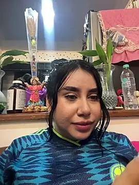 Snapshot of Sophie_Dreamss chatting on July 4, 12:39 am Sophie Dreamss online show from July 4, 12:39 am