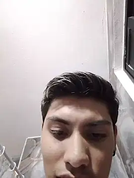 aispuro8505 online show from April 21, 5:14 am