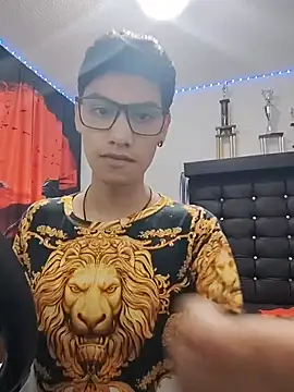 Snapshot of aispuro8505 chatting on July 12, 5:31 am aispuro8505 online show from July 12, 5:31 am