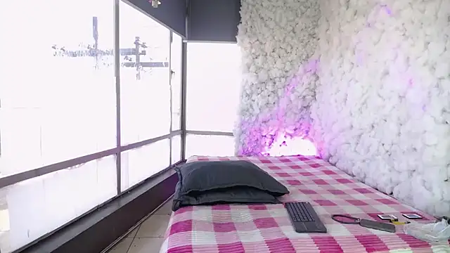 Aaron Fordd online show from February 5, 1:27 pm