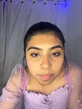 DianeSuns  online show from March 17, 3:55 am