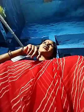 Jooli xx online show from September 28, 1:05 pm