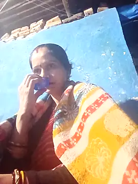 Jooli xx online show from October 13, 1:33 pm