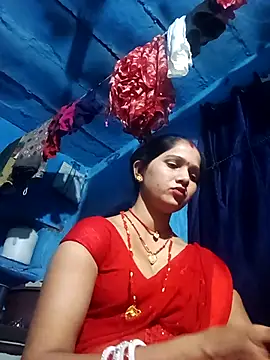 Snapshot of Jooli_xx chatting on April 19, 3:33 pm Jooli xx online show from April 19, 3:33 pm