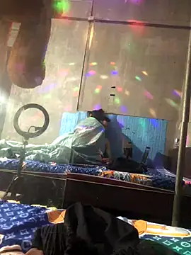 Snapshot of leehank01 chatting on October 22, 4:29 pm leehank01 online show from October 22, 4:29 pm