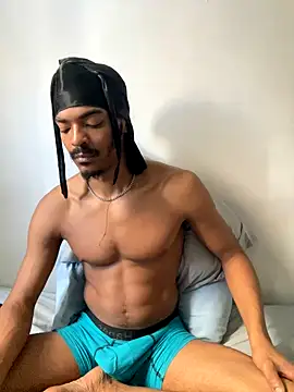 TRILLAHUNG online show from September 19, 2:51 pm