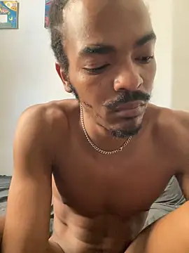 TRILLAHUNG online show from October 6, 5:10 pm