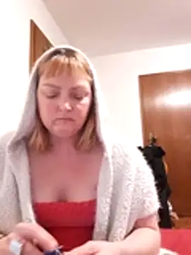 LiluLiluLilu online show from November 8, 6:07 pm