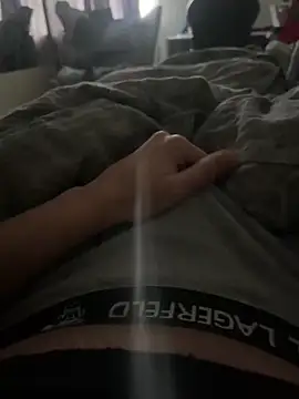 Snapshot of ekfjejwir chatting on November 24, 1:11 pm ekfjejwir online show from November 24, 1:11 pm